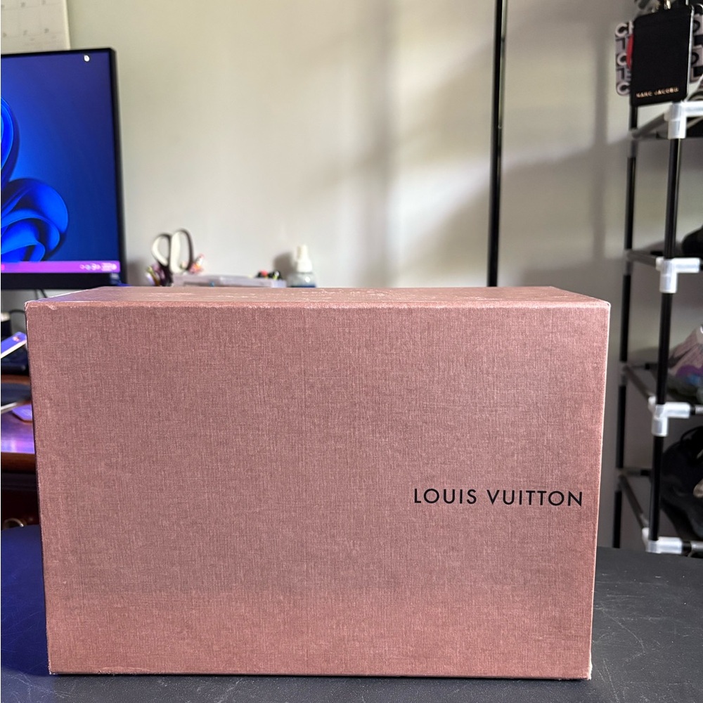 Louis Vuitton Rose-Toned Box